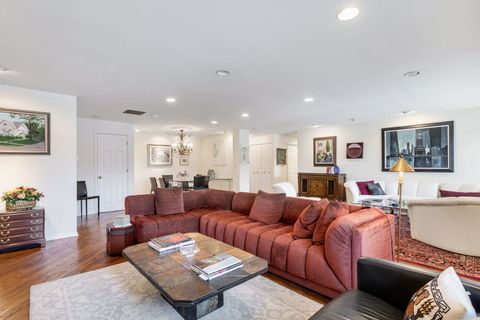 Tiny photo for 1220 Rudolph Road #3H, Northbrook, IL 60062 (MLS # 12549350)