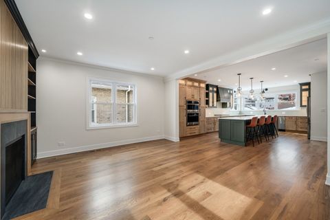 Tiny photo for 515 Highland Avenue, Oak Park, IL 60304 (MLS # 12553187)