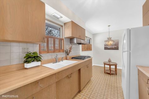 Tiny photo for 4707 Fairview Avenue, Downers Grove, IL 60515 (MLS # 12588967)