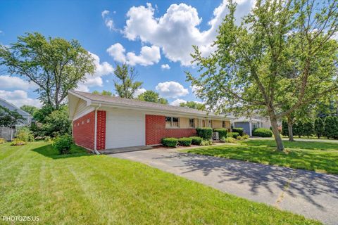 Tiny photo for 4707 Fairview Avenue, Downers Grove, IL 60515 (MLS # 12588967)