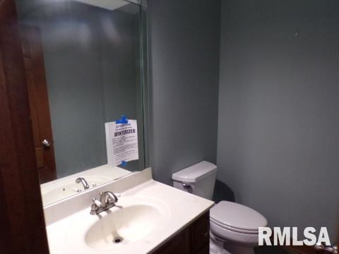 Tiny photo for 16 WILDWOOD Trail, Bettendorf, IA 52722 (MLS # QC4268495)