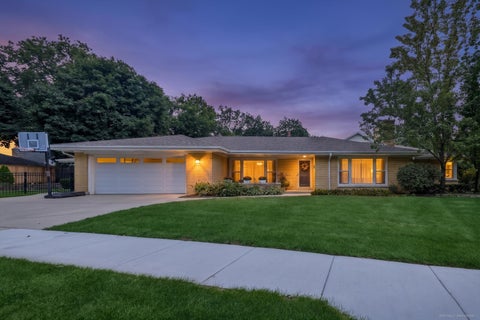 Tiny photo for 677 Wingate Road, Glen Ellyn, IL 60137 (MLS # 12759297)