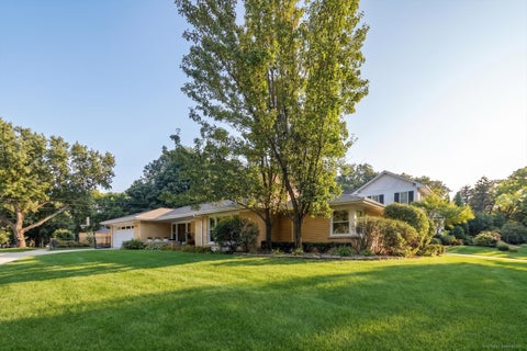 Tiny photo for 677 Wingate Road, Glen Ellyn, IL 60137 (MLS # 12759297)