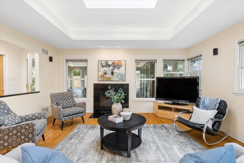 Tiny photo for 677 Wingate Road, Glen Ellyn, IL 60137 (MLS # 12759297)