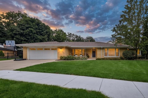 Tiny photo for 677 Wingate Road, Glen Ellyn, IL 60137 (MLS # 12759297)