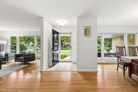 Tiny photo for 677 Wingate Road, Glen Ellyn, IL 60137 (MLS # 12759297)