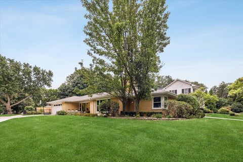 Tiny photo for 677 Wingate Road, Glen Ellyn, IL 60137 (MLS # 12759297)