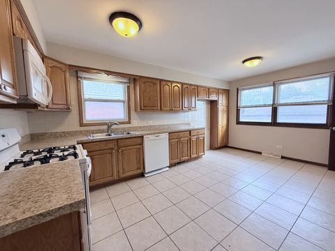 Tiny photo for 3711 213th Place, Matteson, IL 60443 (MLS # 12450504)
