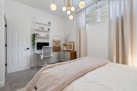Tiny photo for 2131 W Dickens Avenue, Chicago, IL 60647 (MLS # 12631802)