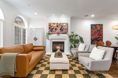 Tiny photo for 2131 W Dickens Avenue, Chicago, IL 60647 (MLS # 12631802)
