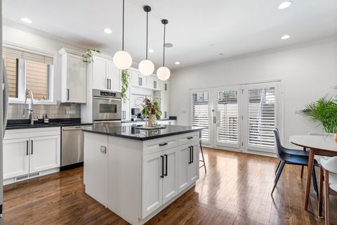 Tiny photo for 2131 W Dickens Avenue, Chicago, IL 60647 (MLS # 12631802)