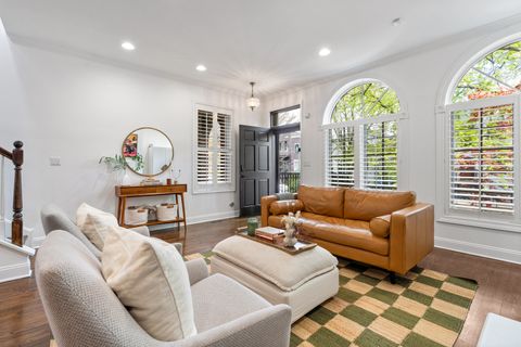Tiny photo for 2131 W Dickens Avenue, Chicago, IL 60647 (MLS # 12631802)