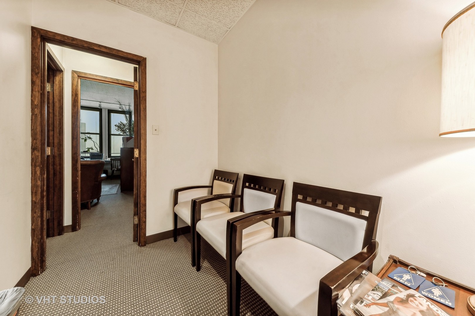 111 N Wabash Avenue 1221