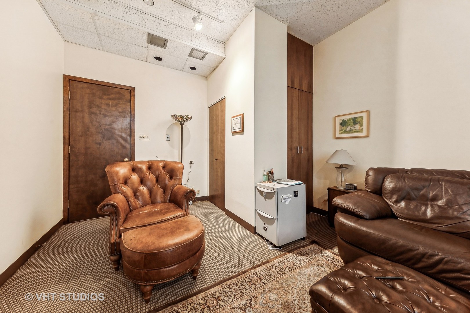 111 N Wabash Avenue 1221