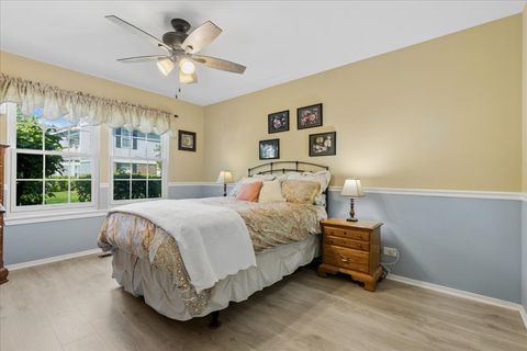 Tiny photo for 1230 S Wellington Court, Buffalo Grove, IL 60089 (MLS # 12648382)