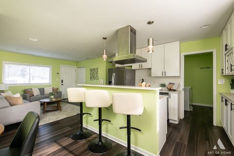 Tiny photo for 703 Yates Avenue, Romeoville, IL 60446 (MLS # 12524207)