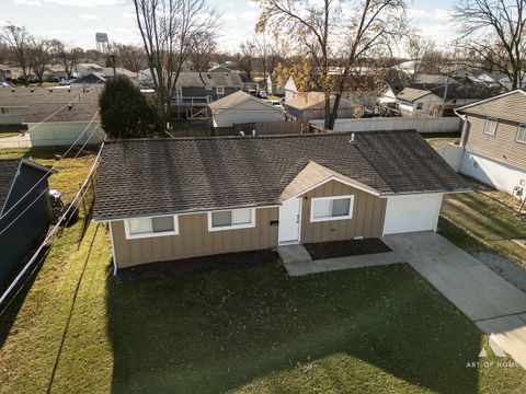 Tiny photo for 703 Yates Avenue, Romeoville, IL 60446 (MLS # 12524207)