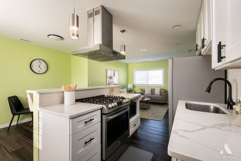 Tiny photo for 703 Yates Avenue, Romeoville, IL 60446 (MLS # 12524207)