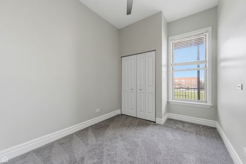 Tiny photo for 4852 S Prairie Avenue #2B, Chicago, IL 60615 (MLS # 12602661)