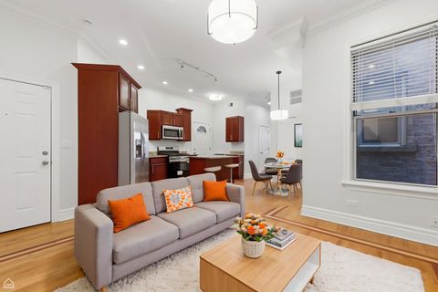 Tiny photo for 4852 S Prairie Avenue #2B, Chicago, IL 60615 (MLS # 12602661)