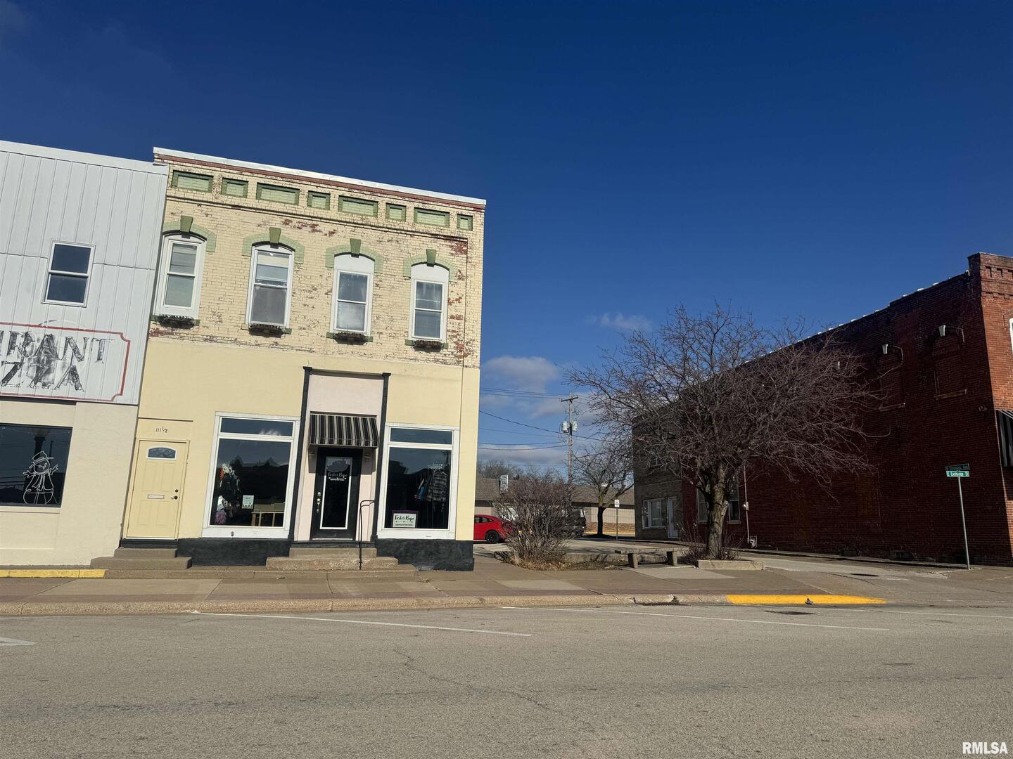 111 E Exchange St Street