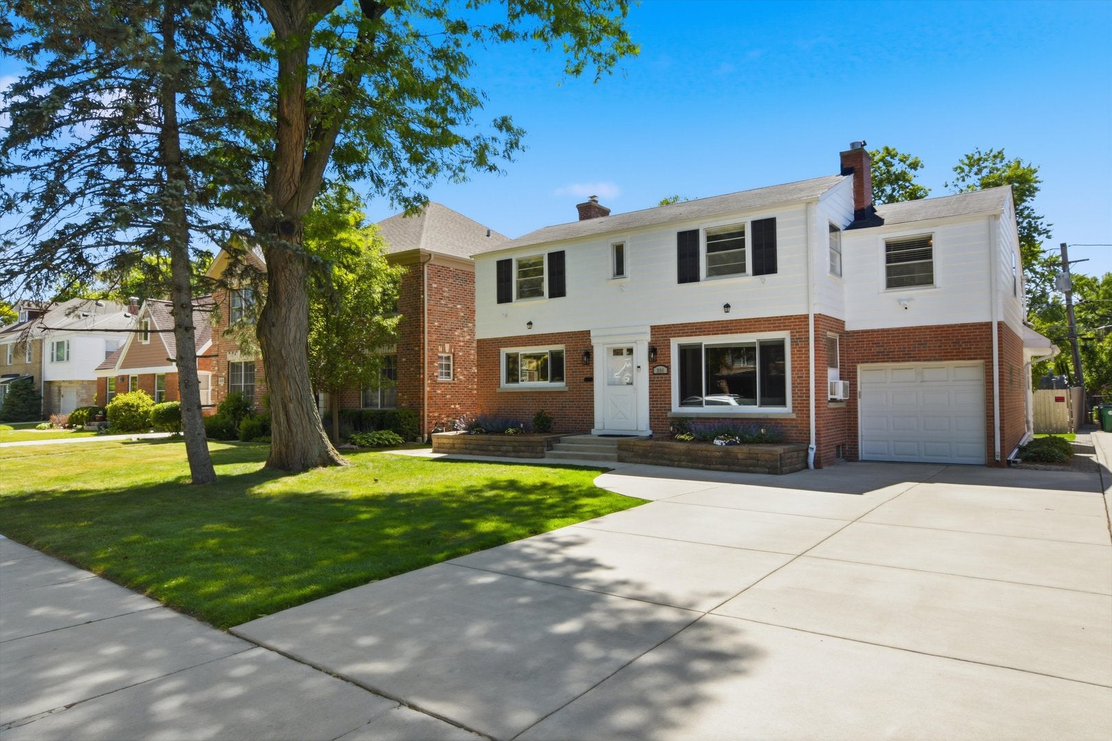 204 S Home Avenue