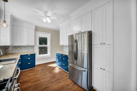 Tiny photo for 302 N Minier Avenue, Minier, IL 61759 (MLS # 12479144)