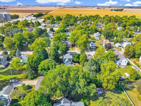 Tiny photo for 302 N Minier Avenue, Minier, IL 61759 (MLS # 12479144)