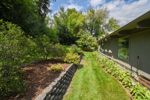 Tiny photo for 226 Beachview Lane, North Barrington, IL 60010 (MLS # 12716351)