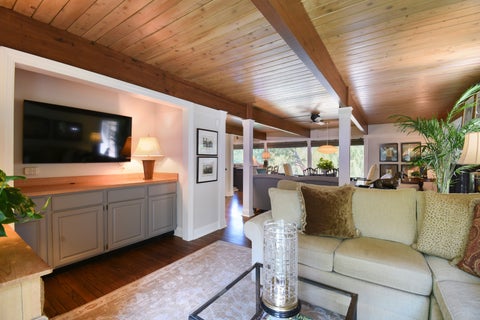 Tiny photo for 226 Beachview Lane, North Barrington, IL 60010 (MLS # 12716351)