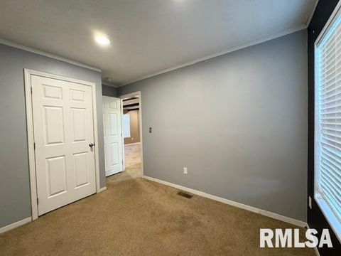 Tiny photo for 509 W MADISON Street, Herrin, IL 62948 (MLS # EB460485)