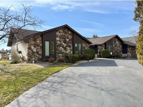 9630 Reding Circle Des Plaines IL 60016