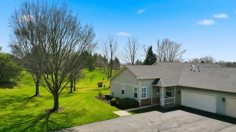 Photo of 12175 Quail Ridge Drive #12175, Huntley, IL 60142 (MLS # 12609418)