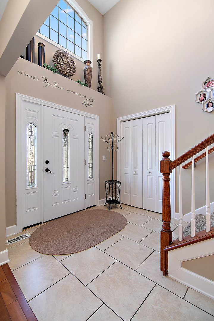 444 Highpoint Circle North