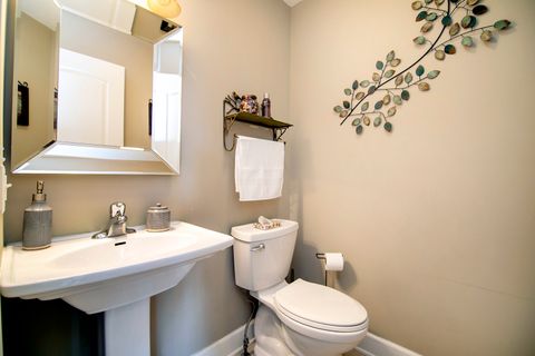 Tiny photo for 444 Highpoint Circle North Cir, Bourbonnais, IL 60914 (MLS # 12506431)