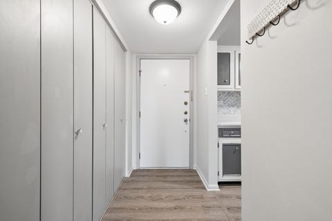 Tiny photo for 8025 Woodglen Lane #403, Downers Grove, IL 60516 (MLS # 12707796)