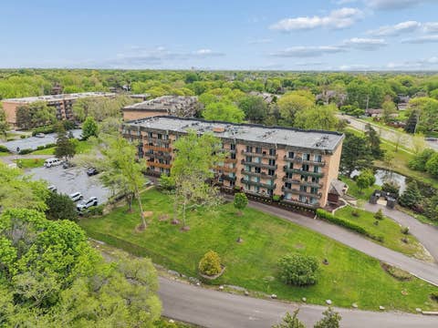 Tiny photo for 8025 Woodglen Lane #403, Downers Grove, IL 60516 (MLS # 12707796)