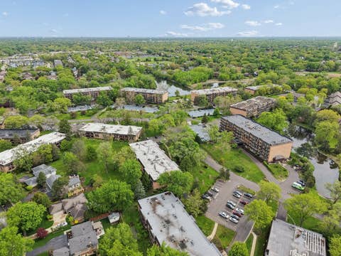 Tiny photo for 8025 Woodglen Lane #403, Downers Grove, IL 60516 (MLS # 12707796)