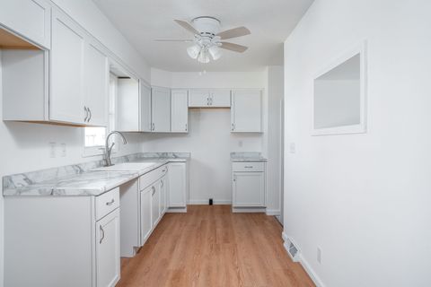 Tiny photo for 6420 N Ripley Street, Davenport, IA 52806 (MLS # 12582271)