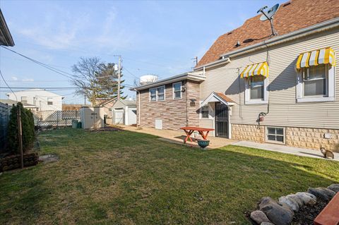 Tiny photo for 224 28th Avenue, Bellwood, IL 60104 (MLS # 12595228)