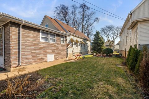 Tiny photo for 224 28th Avenue, Bellwood, IL 60104 (MLS # 12595228)