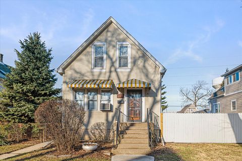 Tiny photo for 224 28th Avenue, Bellwood, IL 60104 (MLS # 12595228)