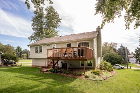 Tiny photo for 526 Carolyn Lane, Lake Holiday, IL 60552 (MLS # 12769707)
