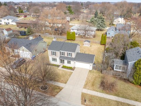Tiny photo for 90 Arbor Avenue, Sugar Grove, IL 60554 (MLS # 12586025)