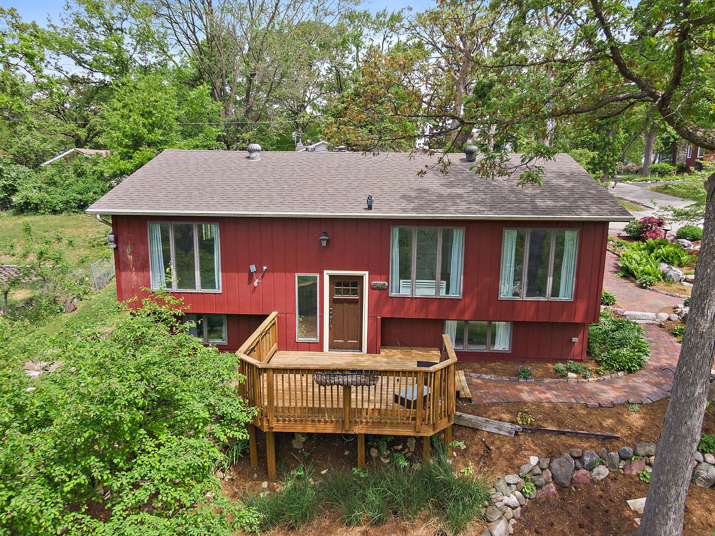 543 Blackhawk Drive