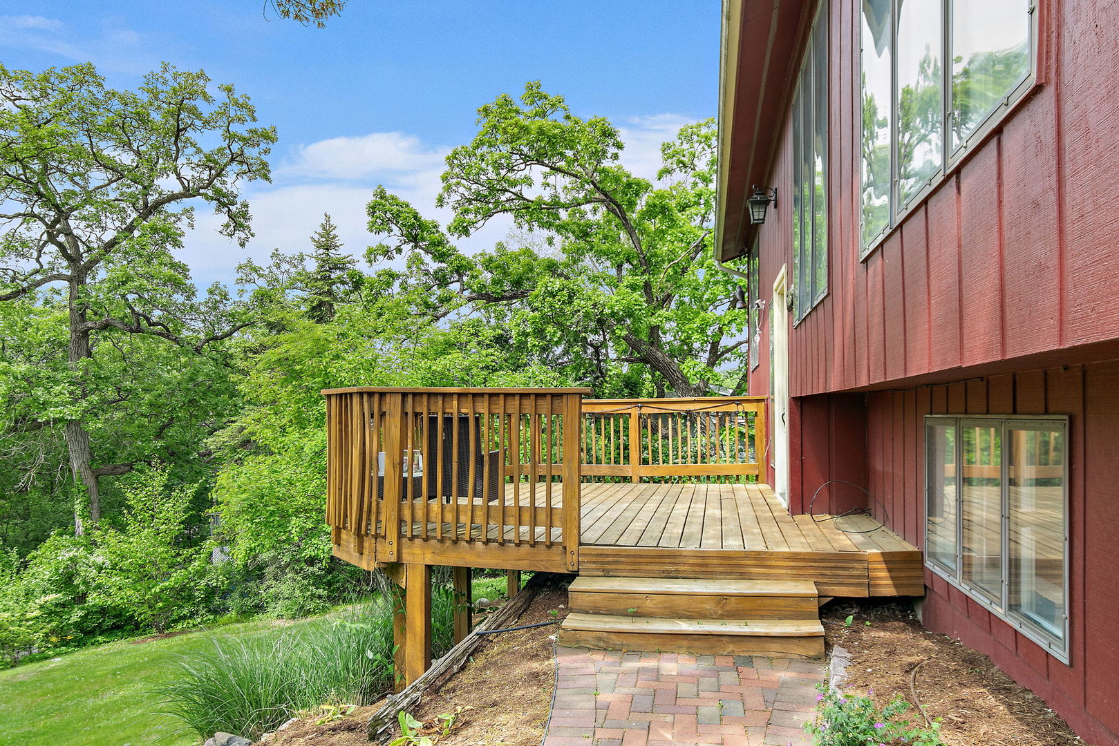 543 Blackhawk Drive