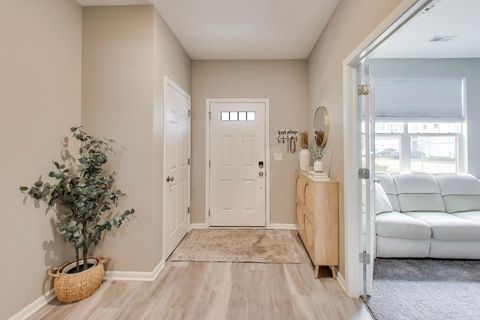 Tiny photo for 3314 Trillium Circle, Rolling Meadows, IL 60008 (MLS # 12574296)