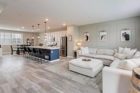 Tiny photo for 3314 Trillium Circle, Rolling Meadows, IL 60008 (MLS # 12574296)