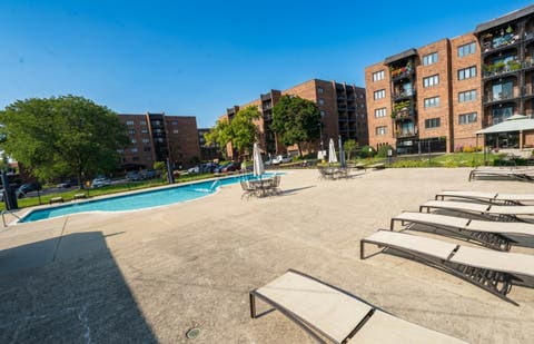 Tiny photo for 9332 Landings Lane #502, Des Plaines, IL 60016 (MLS # 12723935)