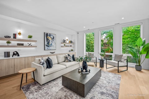 Tiny photo for 2640 N Bosworth Avenue #PHS, Chicago, IL 60614 (MLS # 12768902)